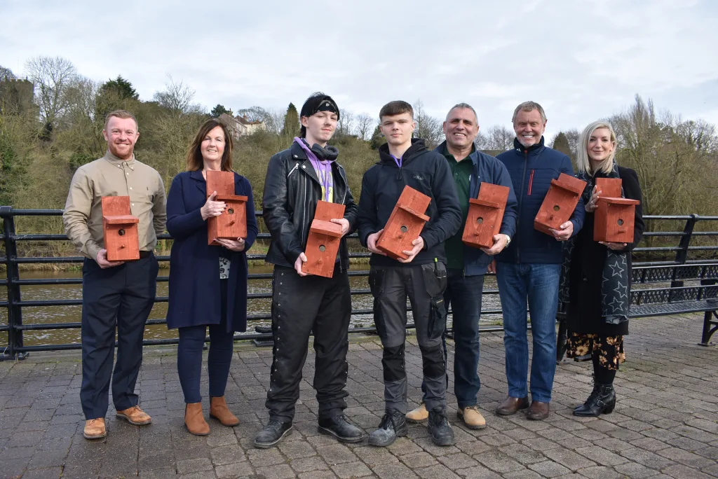 Students hand over bird boxes to Friend of True Lovers' Walk, Yarm